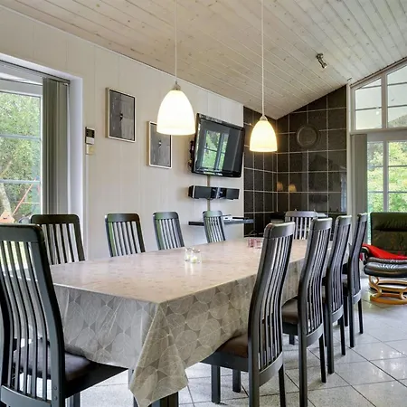 Liliana - 800m From The Sea By Interhome Feriehus