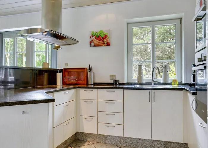 Liliana - 800m From The Sea By Interhome Molby