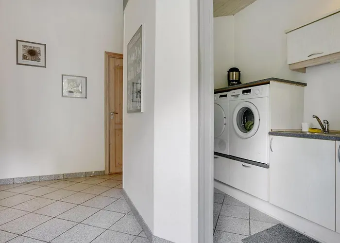 Ferienhaus Liliana - 800m From The Sea By Interhome