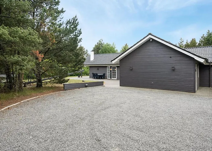 Liliana - 800m From The Sea By Interhome Molby